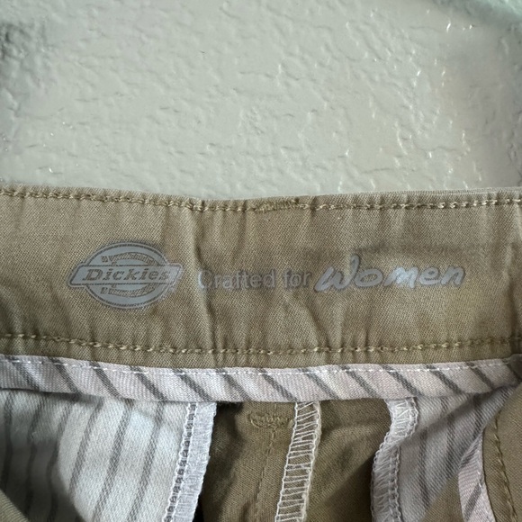 Dickies Khaki Slim Women’s Pants - Picture 4 of 6
